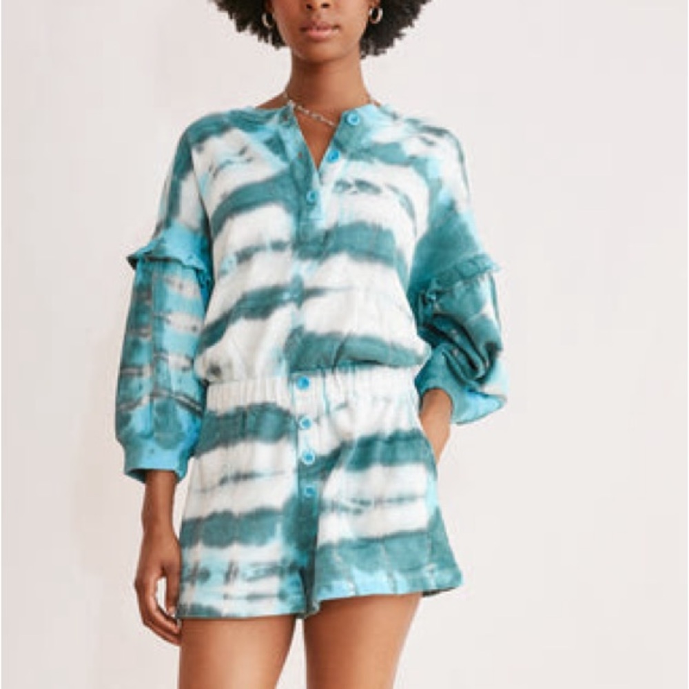 Something navy Esmeralda Tie Dye Henley Romper
Blue